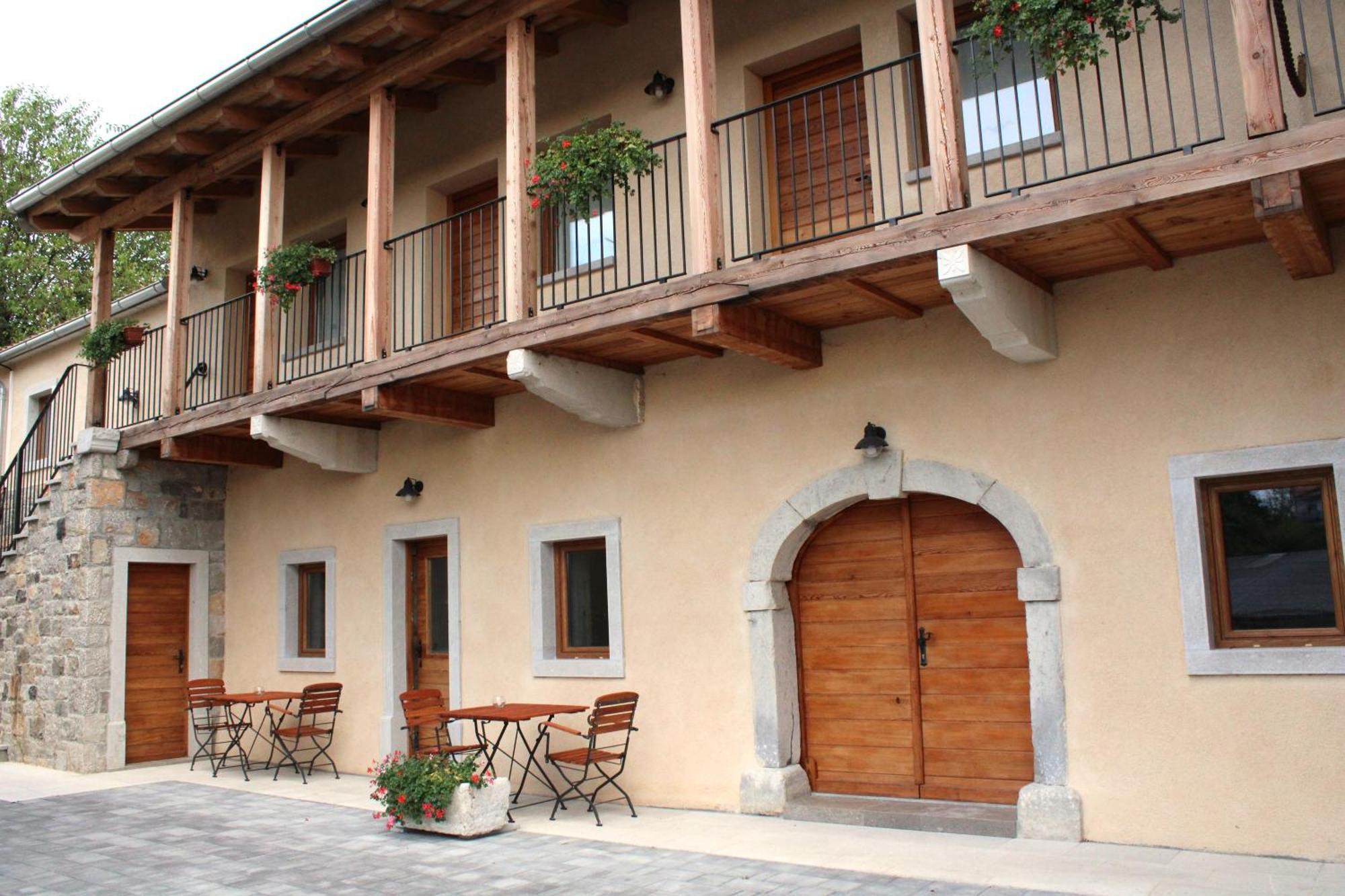 Hotel G House Dutovlje Exterior foto